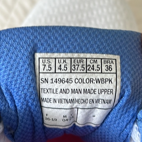 Skechers woman’s Skech-Air Extreme 2.0 Classic Vibe sneaker in size 7.5 - Picture 5 of 7